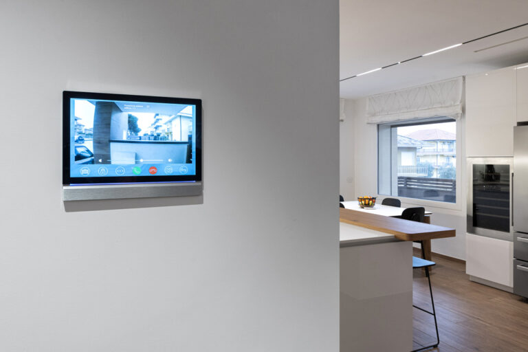 Sulla costa teramana, casa e B&B diventano smart con AVE