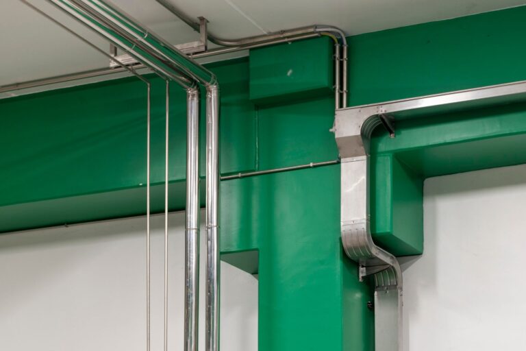 DKC e Pimmel: oltre quarant’anni di collaborazione al servizio del settore elettrotecnico