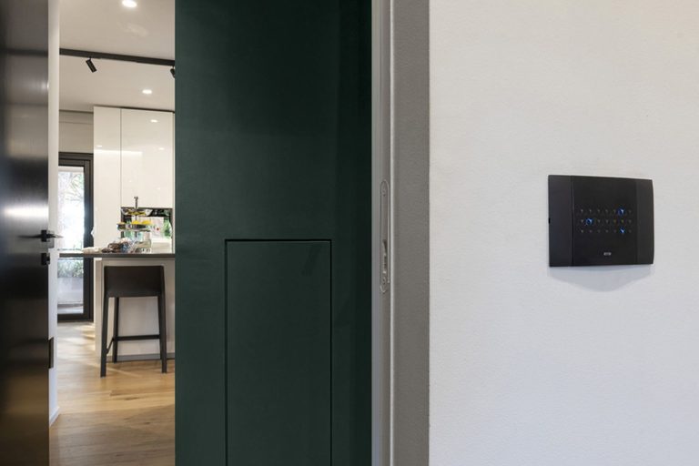 Le tecnologie AVE in un moderno appartamento di Roma